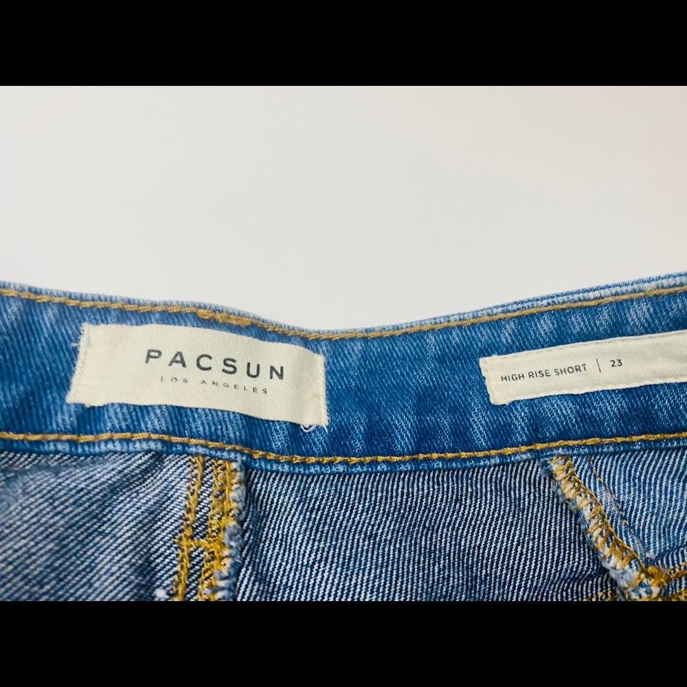 PacSun Denim Shorts - Picture 3 of 3